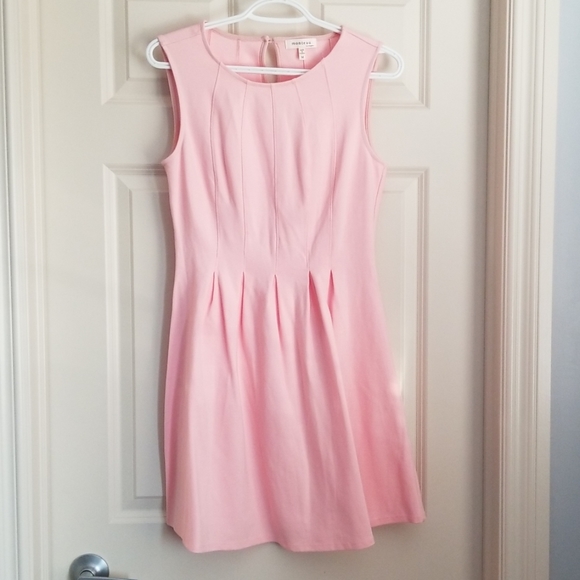 Dresses & Skirts - Pink fit and flare dress